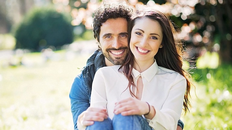 Faut-il s'inscrire sur un site de rencontre juive pour chercher l'amour ?